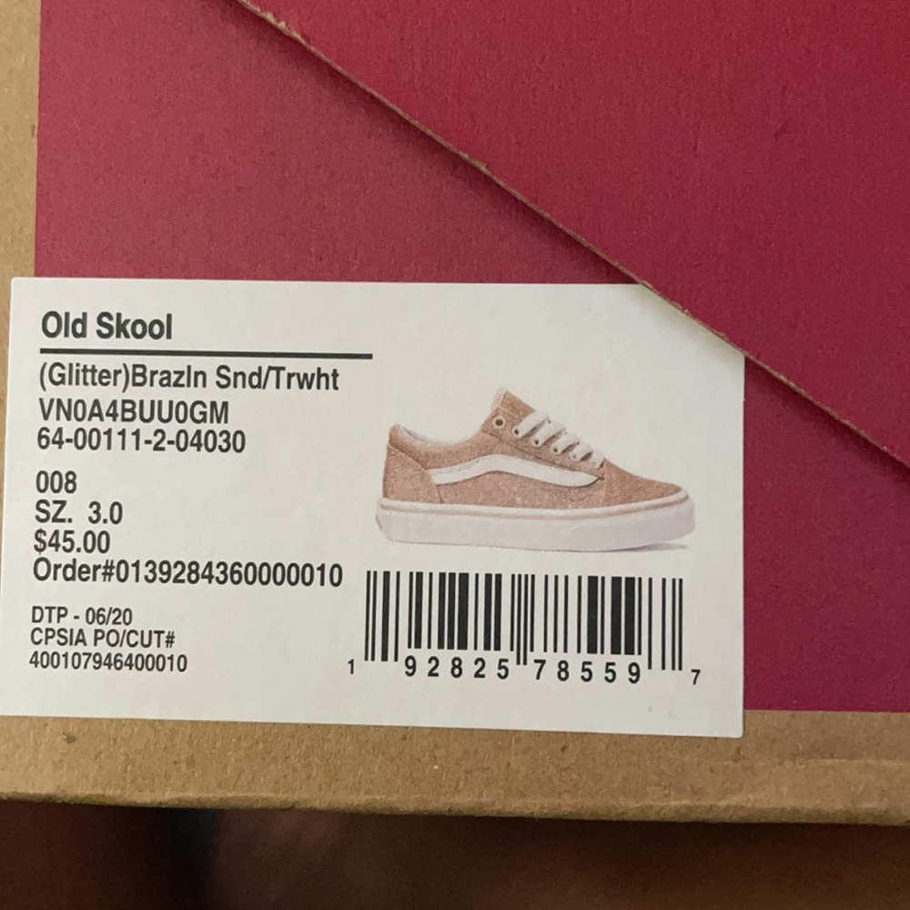 Vans - Picture 4 of 4